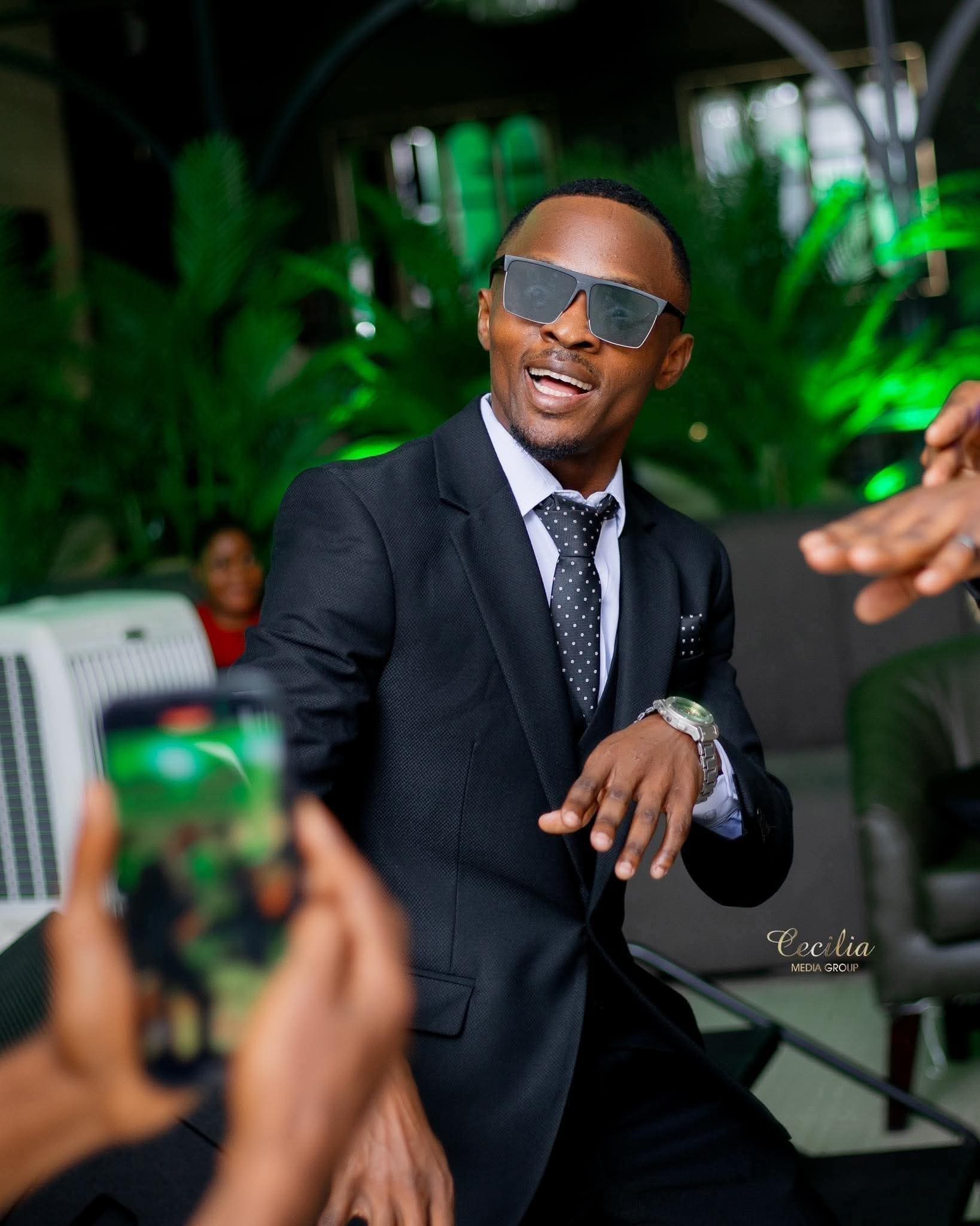 “I can’t believe this,” Ba Matero weeps over awards, drives off in brand new Hillux