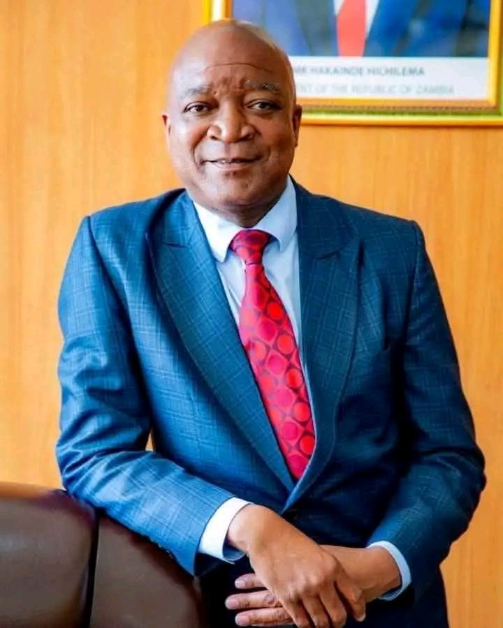 Government invites applications for 2,000 teacher jobs